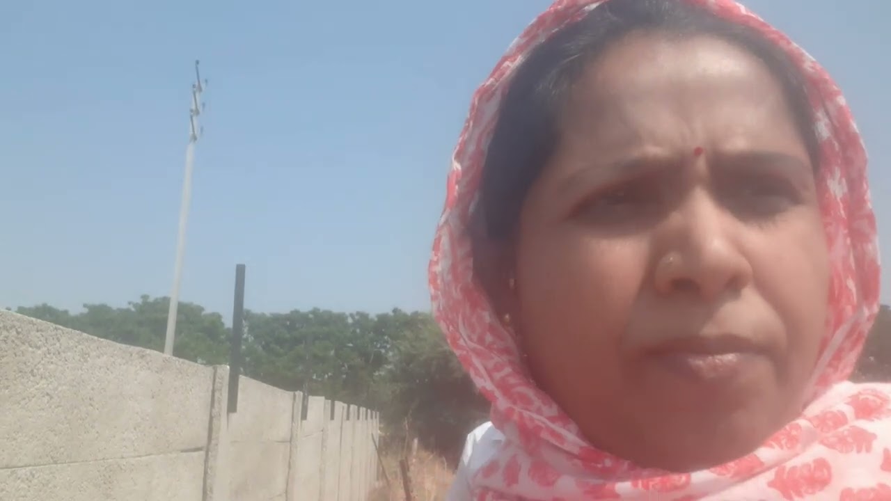 आपल कोणी लक्ष्य देयला नसले वर लोक किती गैरफायदा उचलतात