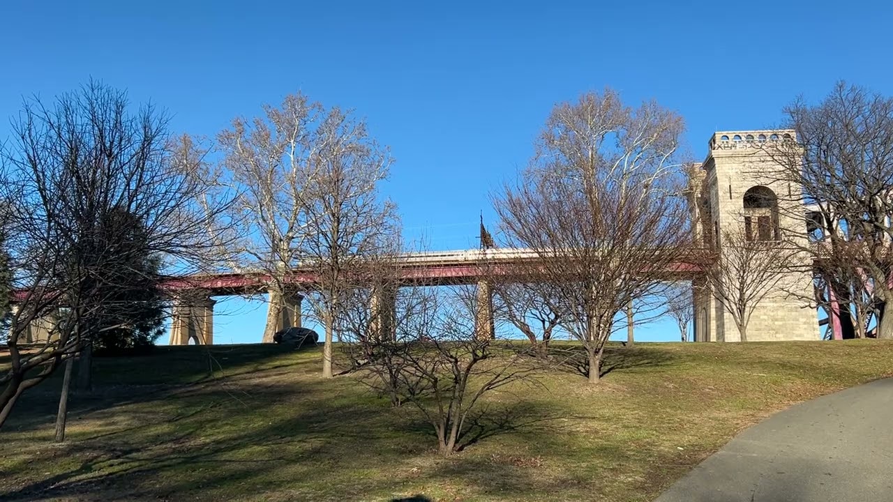 Amtrak - Hell gate bridge NYC New York 