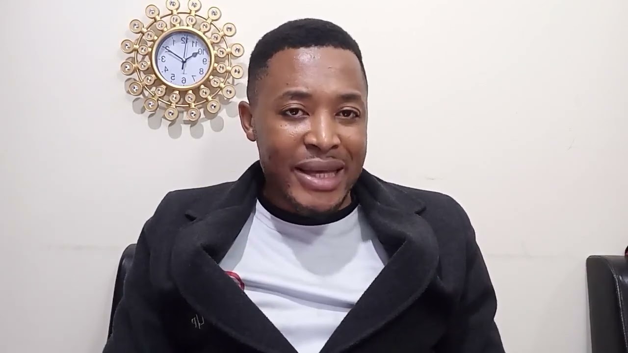 YOUR NEIGHBOR THE SECOND DOOR!!! 😳 YOU'RE THE ONLY ONE THAT IS NOT AWARE OF THIS