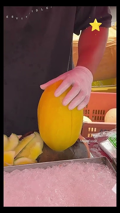 Yellow Watermelon Cutting Skill #watermelon #cuttingskills #viral #shortsfeed #shorts #youtubeshorts
