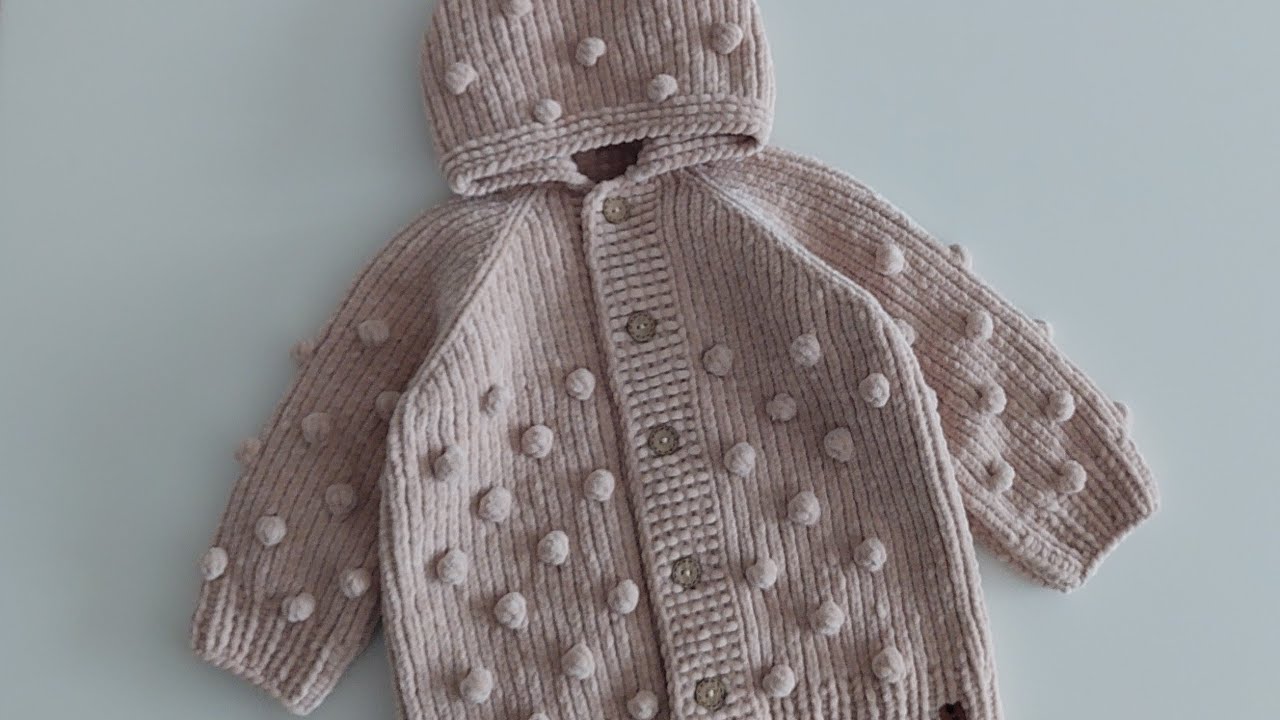 Kadife İpten Kapüşonlu HırkabYapımı