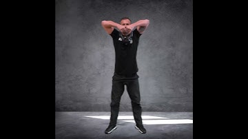 Agachamento sumo com remada alta kettbell