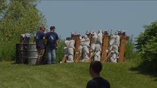 Volunteers play critical role in Cudahy's fireworks display