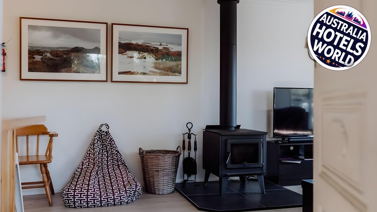 Cedar House ~ Family Fun! | Bicheno, Australia | Hotel Review 🏩