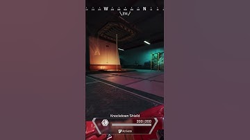 Average Apex experience right now.. 😭 like what is this??? #funny #gaming #apex #apexlegendsclips