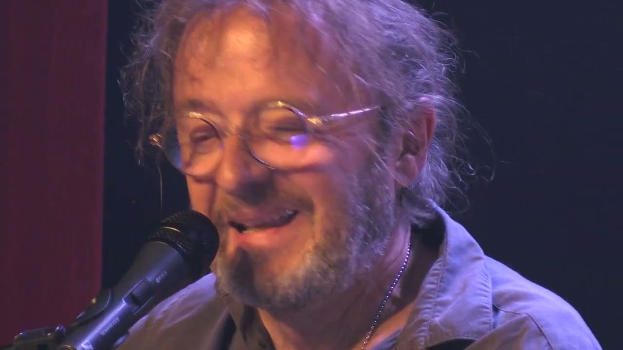 Christophe "Les Marionnettes" par Riverbank & Ronald Perret