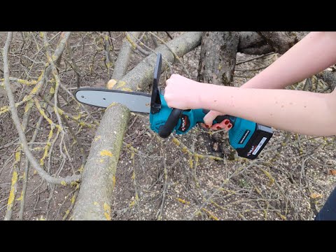 акумуляторна пила Konsun чи вартує її купувати для дому