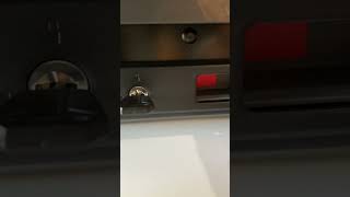 Thule roof box スライドロックシステム　左側からの鍵の回転方向