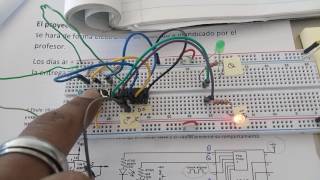 Circuito Flip Flop tipo D y su tabla de verdad.