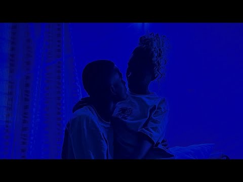 Yungpryncx Oycik - Hold on M3 (Official Lyrics Video)