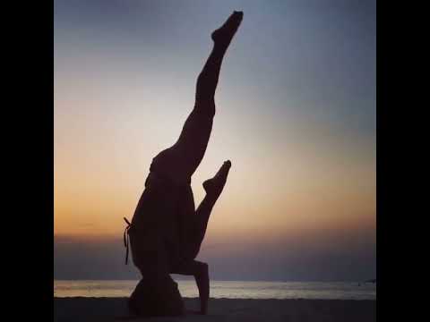 Видео: Фитнес тренировки. Йога в домашних условиях. Yoga10