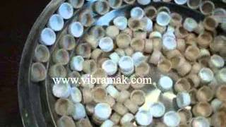 vibramak vibratory bowl feeder for pharmaceutical industry as medicine bottle cap vibrator 2