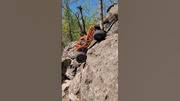 Axial RYFT Crawler - Clawing Up #rccrawler #rockcrawler #climb #axial #ryft #jconcepts #rupture