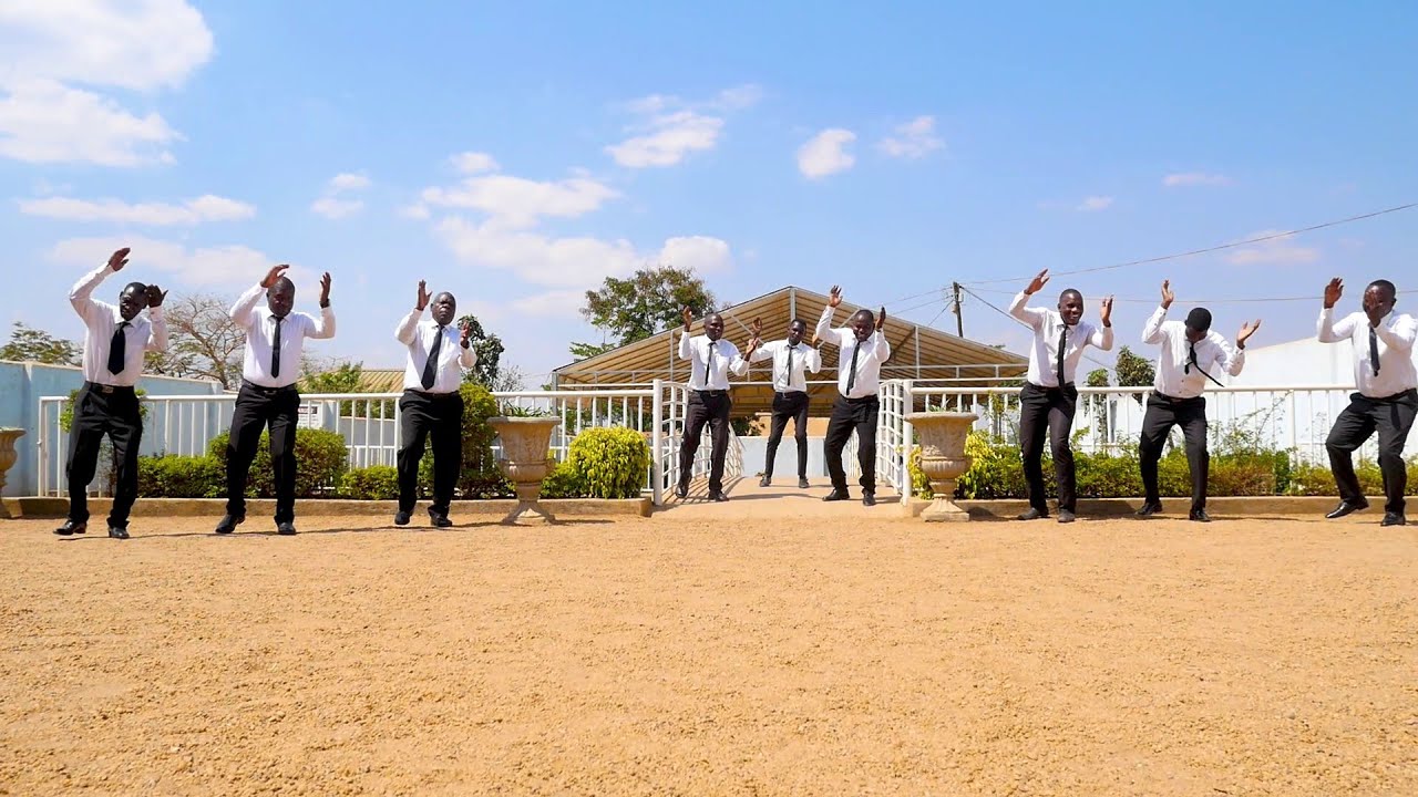 ST PATRICKS PARISH CHOIR 1 -  TAMANDA YAHWE (OFFICIAL VIDEO)