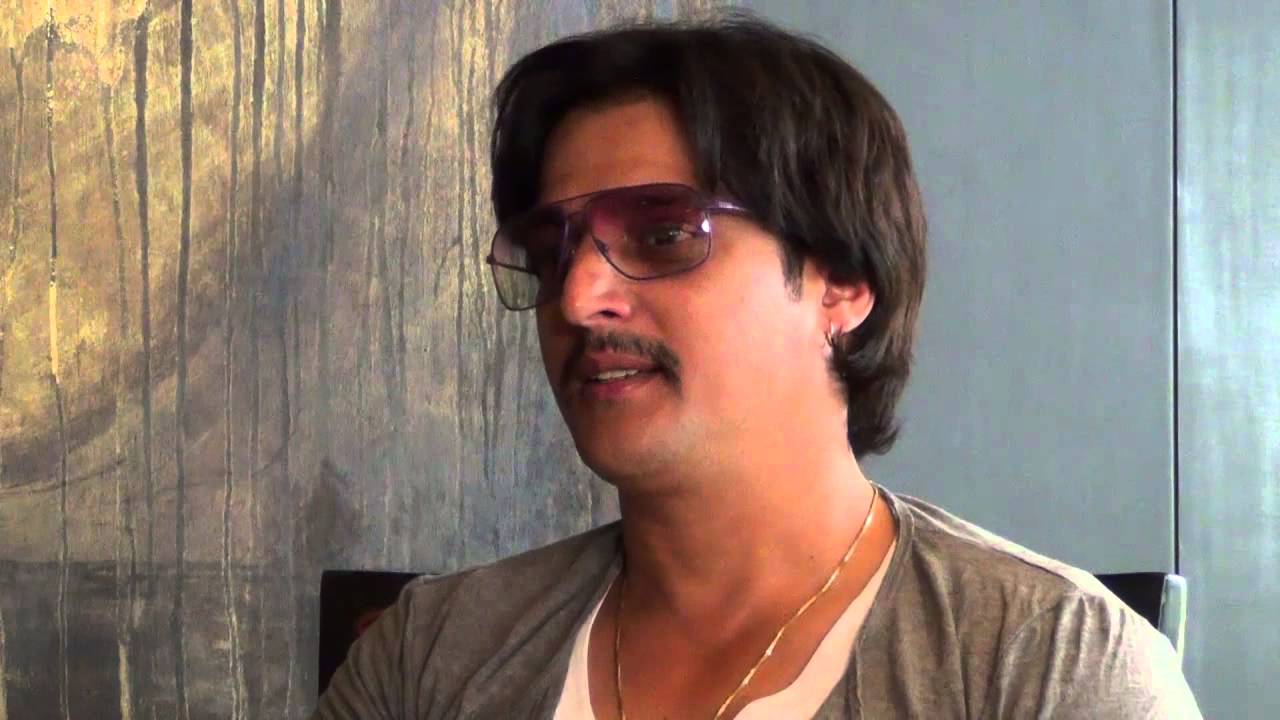 Jimmy Sheirgill can resolve any problems of Neha Dhupia - Rangeelay -  YouTube