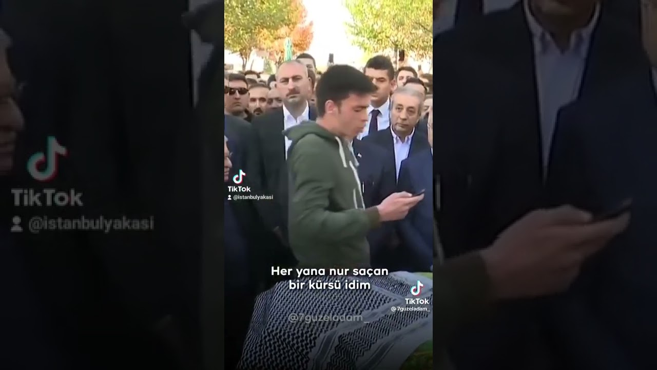 Nuri Pakdil'in cenaze töreninde şiir okuyan genç hem ağladı hem ağlattı