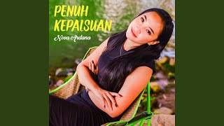 Penuh Kepalsuan
