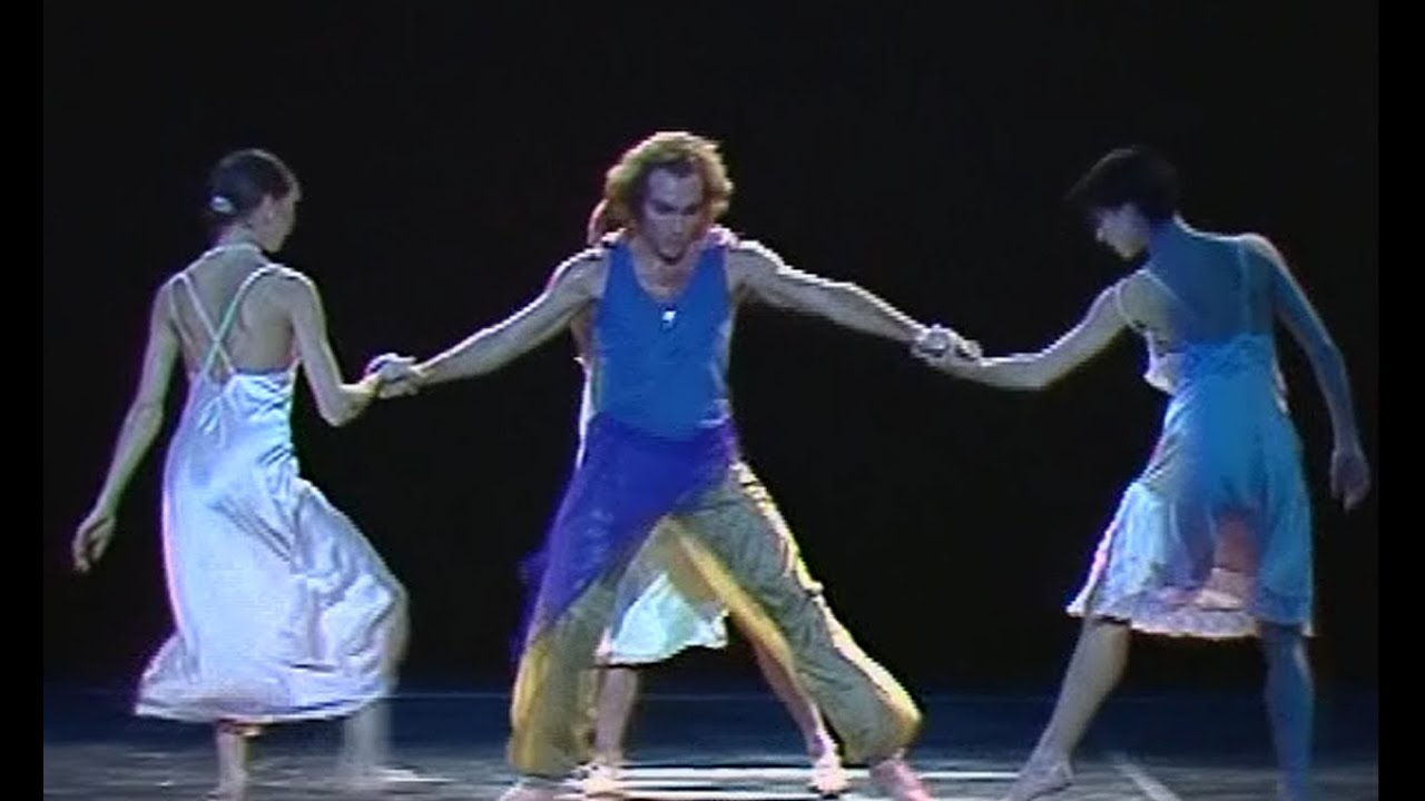 Maurice Béjart - « A force de partir ... », ballet avec Jorge Donn. Musique de Gustav Mahler