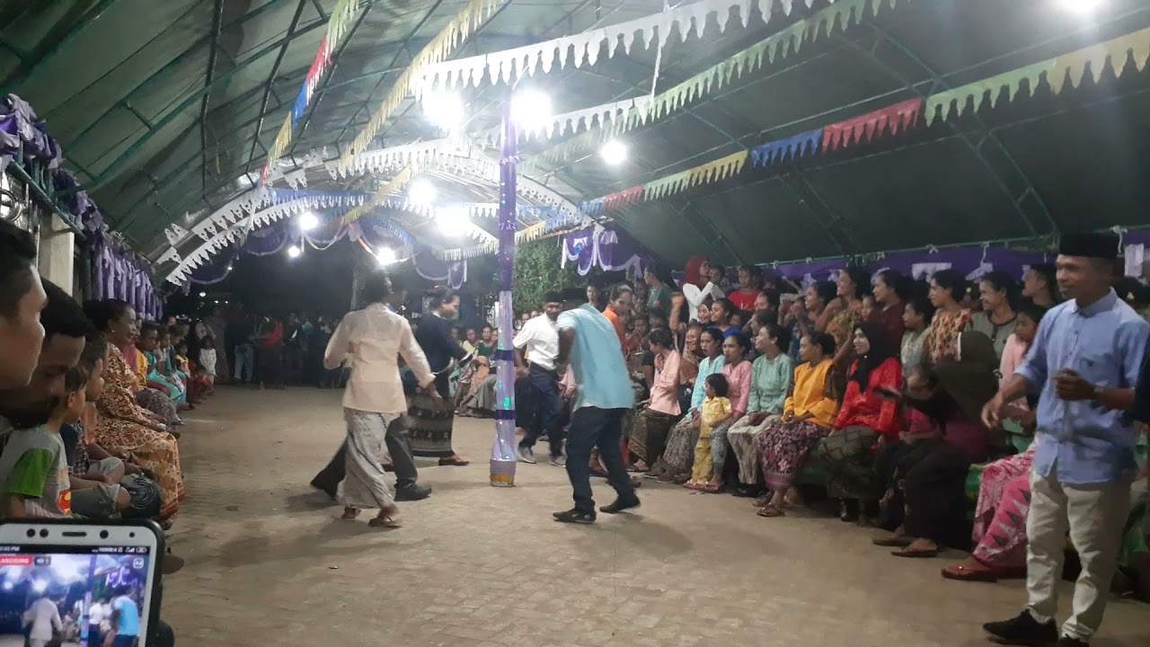 Rongin Tradisi tahunan Ambalau ulima