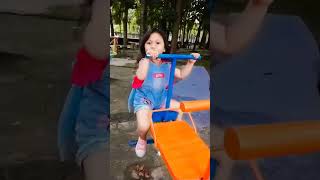 Masyaallah tabarakallah chiara mba yeye di Waterboom planet subang bersama ayah dan bunda kaka vio ?