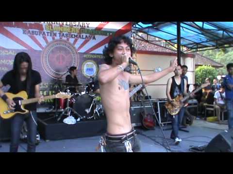 HISTERIS - Aku Gila @galunggung 2nd Anniversary SSC (Singaparna Slankers Community)
