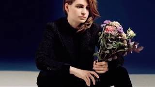 Christine & the queens : Half - Ladies ( Paroles )