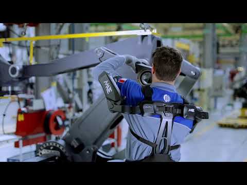 Comau MATE: wearable technology at the service of workers