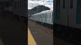 西武鉄道20000系の甲種輸送が静岡地区を通過するシーン