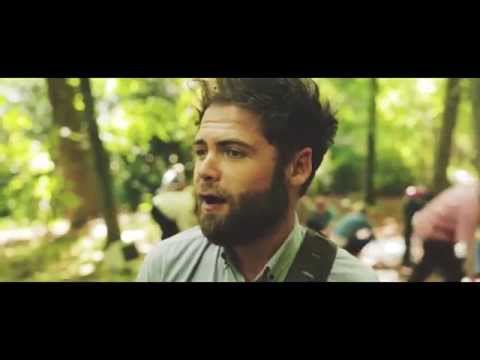 Passenger | Scare Away The Dark (Behind The Scenes) mp3 ke stažení