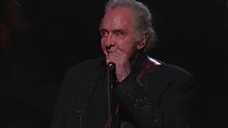 Johnny Cash - Folsom Prison Blues &amp; I Walk The Line (live tribute show 1999) [w/ Tim Robbins intro]