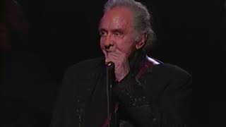 Video thumbnail of "Johnny Cash - Folsom Prison Blues & I Walk The Line (live tribute show 1999) [w/ Tim Robbins intro]"