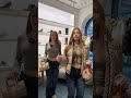 Was haben wir wohl gekauft 😍😛 #burberry #trending #dance #shortvideo #fun #trend #twins #loveit