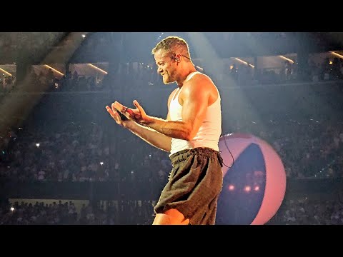 IMAGINE DRAGONS Shots Broiler Remix Loom Tour Live In Madrid 4K