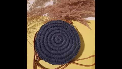#UradiSama crossbody torbicu