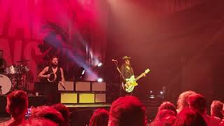 Rival Sons - Keep On Swinging