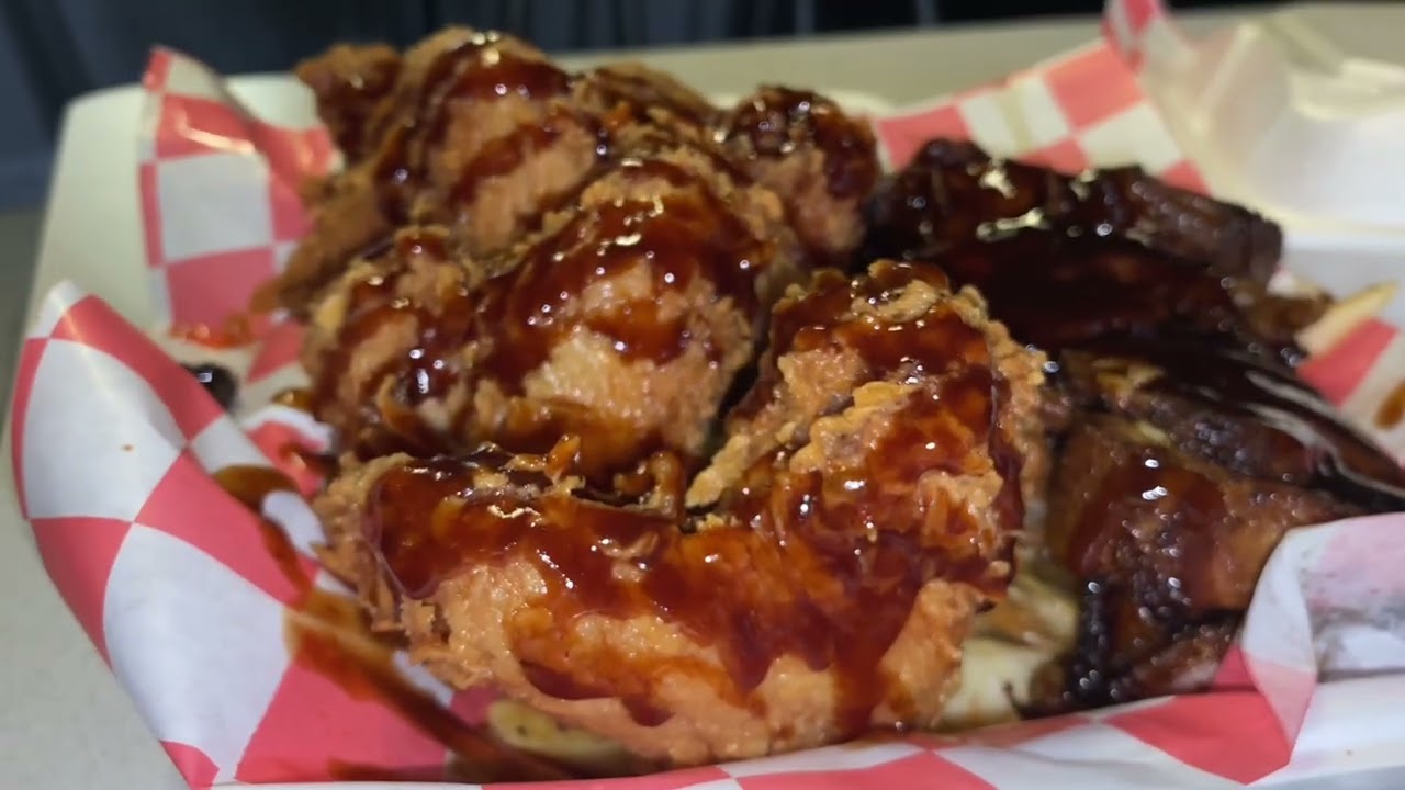 TOP 5 BBQ SPOT in Chicago | at Bell Hair's BBQ (Brisket Burger, Rib Tips, Chicken, Pizza, Etc.)