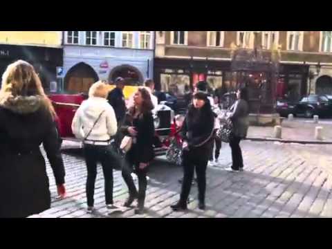 Destino PRAGA: Plaza de la Ciudad Vieja simple nemlendirici