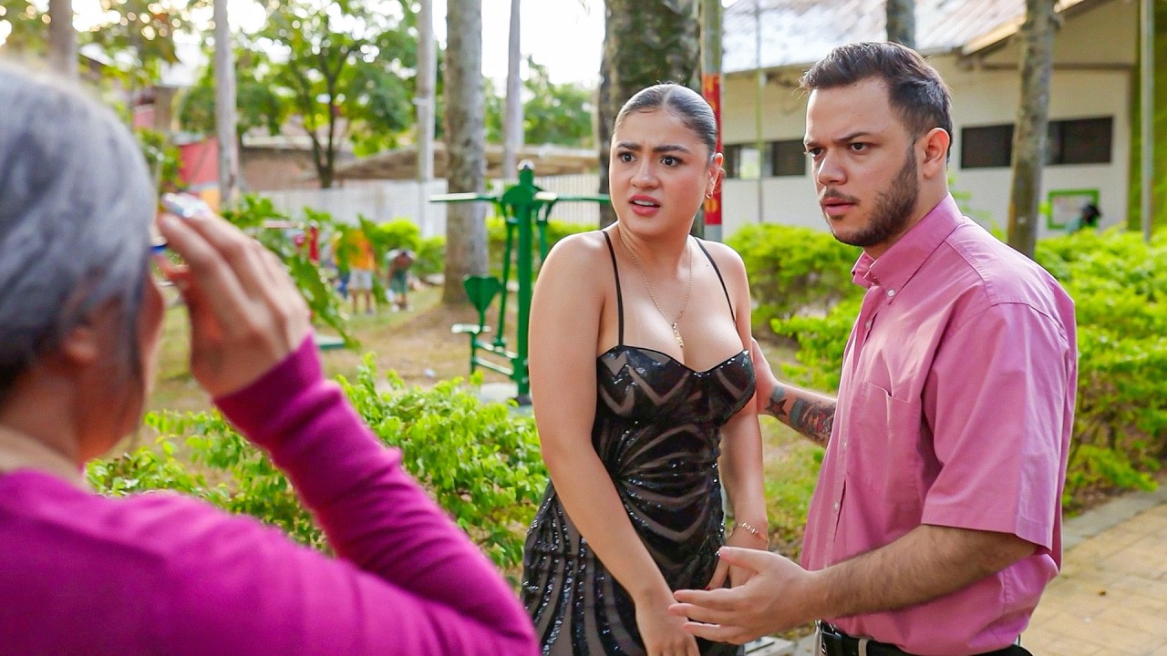 SE AVERGONZABA DE SU MADRE SIN IMAGINAR LO QUE EL DESTINO LE TENÍA PREPARADO.