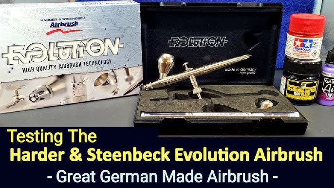Harder & Steenbeck Airbrush Kit - CR Plus Two in One I German-Engineered  Dual Action Airbrush Painting Set with Gravity Feed I 0.2mm +0.4mm