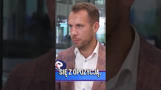 Wolność w zagrożeniu - porównanie do putinowskiego reżimu