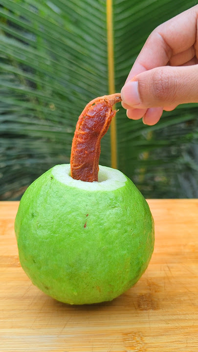 Fresh Masala Guava With Tamarind 🤤 | #shorts #food #guava #masala