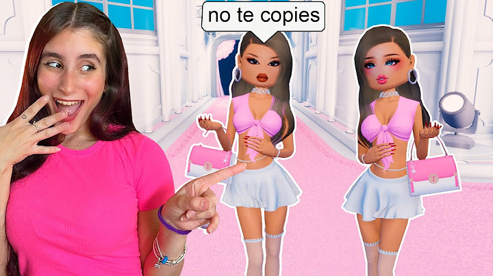 COPIANDO OUTFITS en DRESS TO IMPRESS ROBLOX