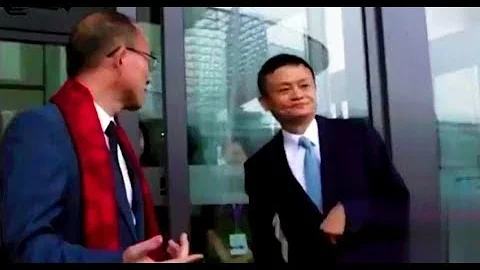 郭廣昌請求馬雲一起接下這人，馬雲拿出手機表情亮了 - 天天要聞