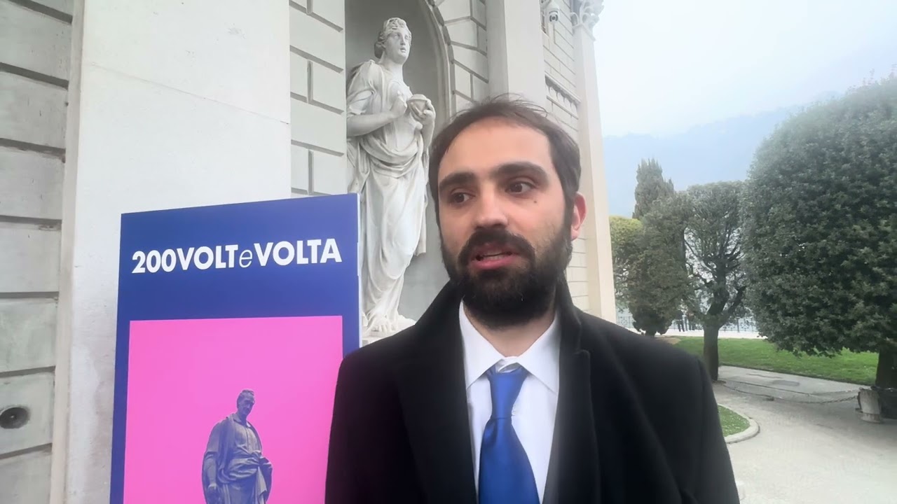 Assessore Enrico Colombo presenta iniziative per il bicentenario morte di Alessandro Volta a Como