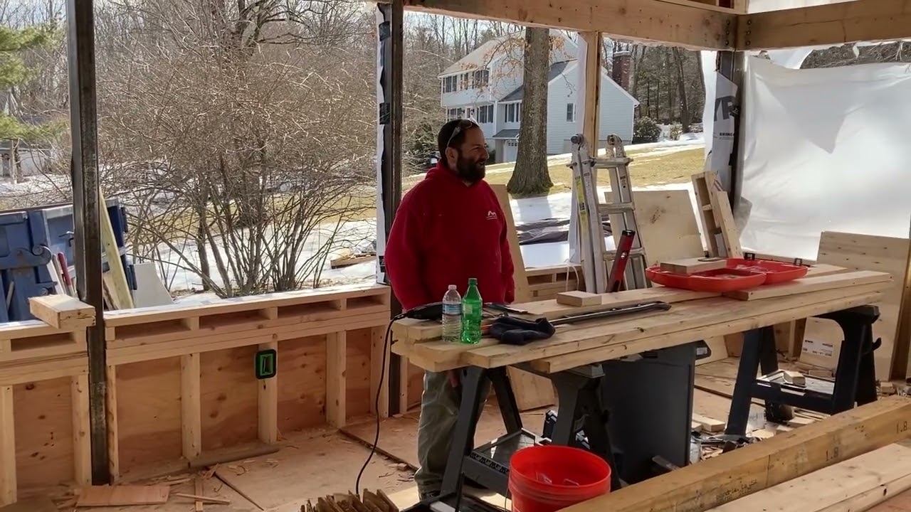 An HTR Construction 3-Season Porch Goes Up!