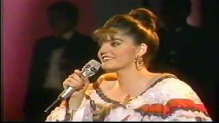 Barbara (Ana Barbara) &quot;Ya Lo Pasado Pasado&quot; 1990&#39;s Mariachi 2000