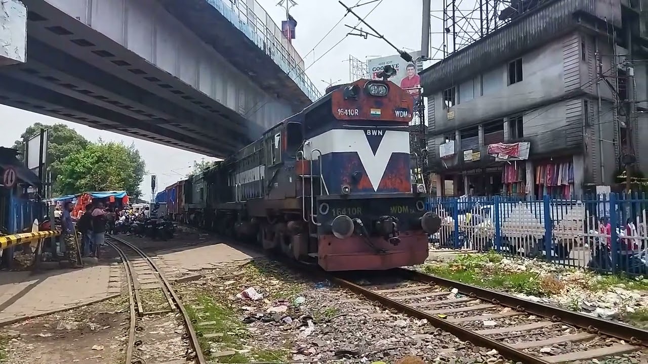 BWN ALCO Twins 16410R+16647R  WDM3A  Hauling with South bound BCN rake! 