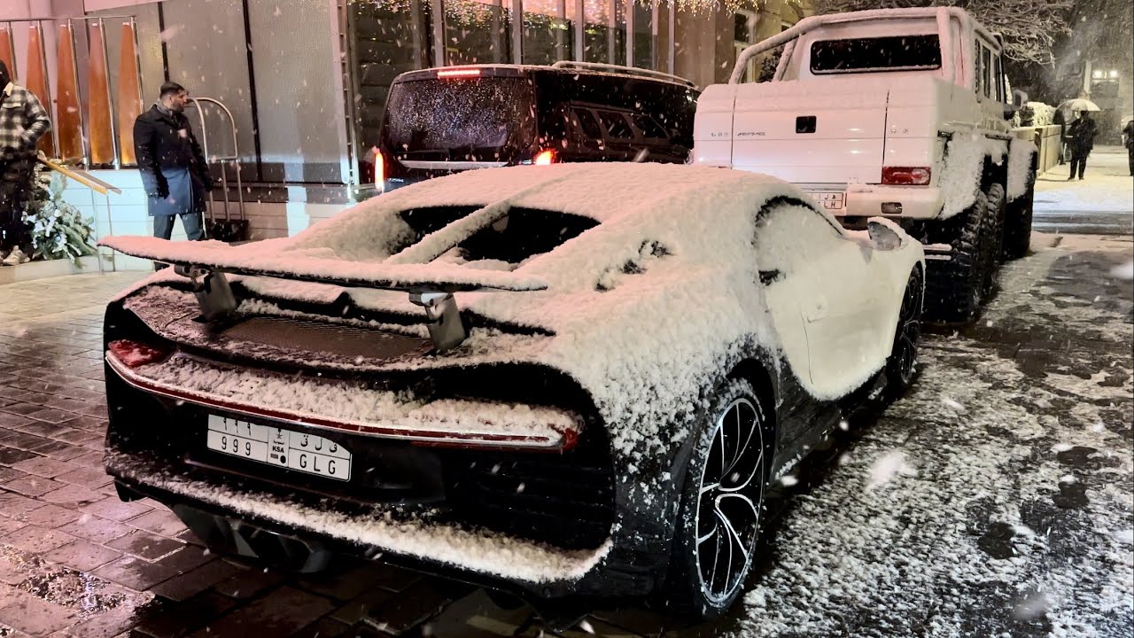 SNOW Supercar Spotting in London: Chiron, 812GTS, SV, Pista...