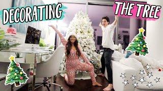 decorating my FIRST christmas tree!! Vlogmas Day 5