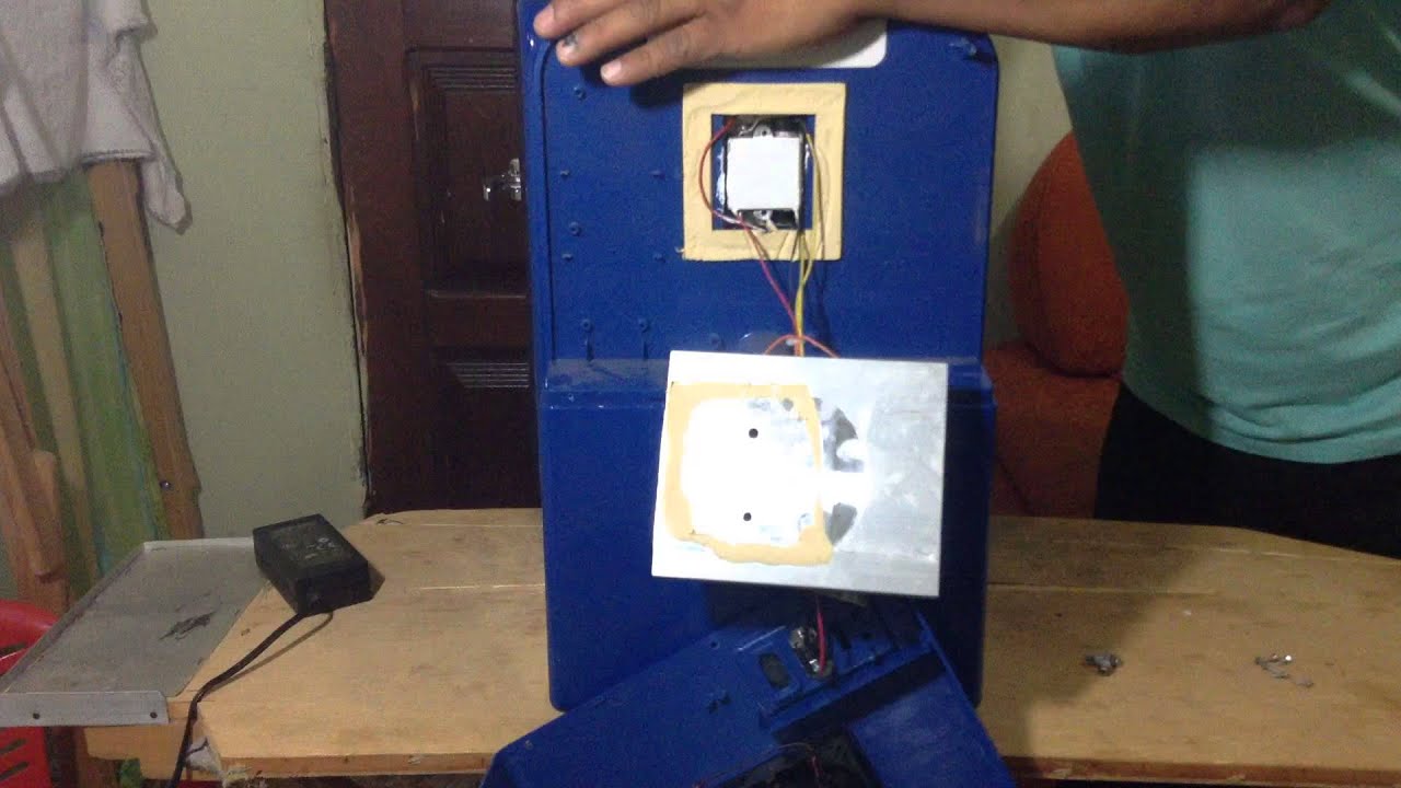 Desmontando mini geladeira termoelétrica Mobicool REI DAS ADEGAS EM BRASILIA